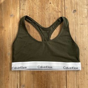Calvin Klein Sportsbra